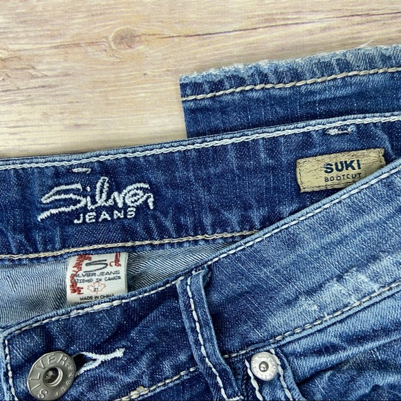SILVER Suki Jeans Mid Rise Bootcut - Picture 8 of 9